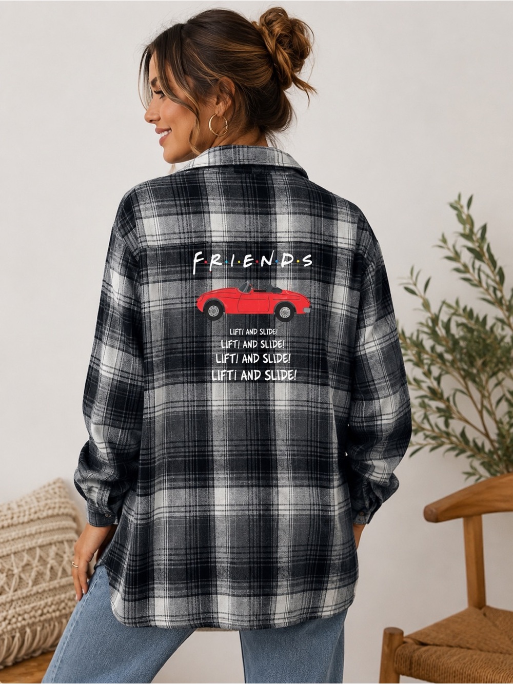 FRIENDS Black & White Plaid Flannel Shirt Red Convertible Graphic Size Small